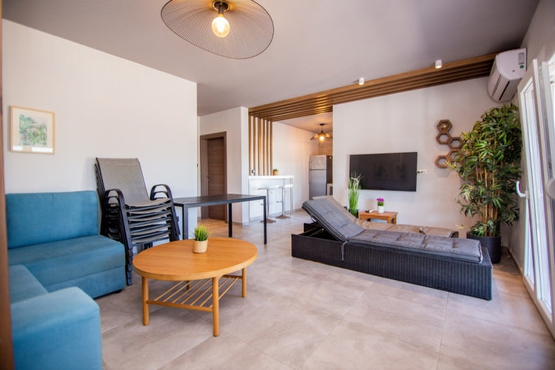 284 sqm Operational Building – Paralia Vrasnon (Thessaloniki GR)