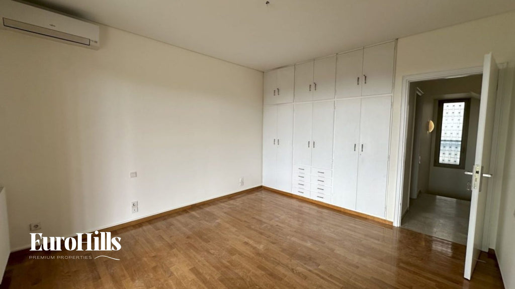 Luxury House 370 m² for Sale – Athens Politeia