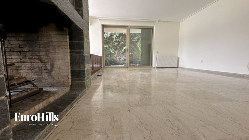 Luxury House 370 m² for Sale – Athens Politeia