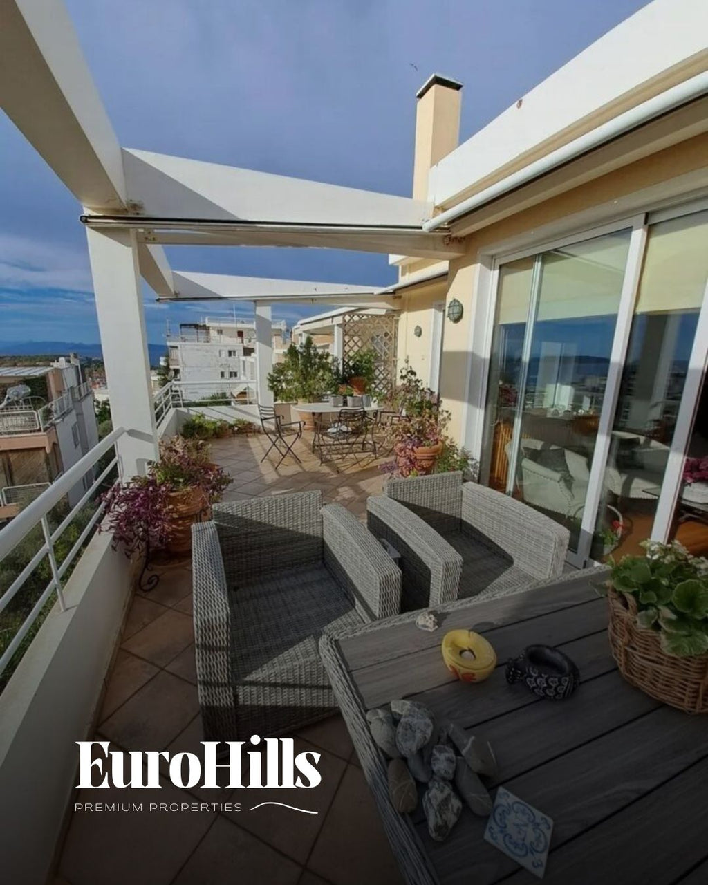 Detached House 200m² - Vouliagmeni, Athens - GR.